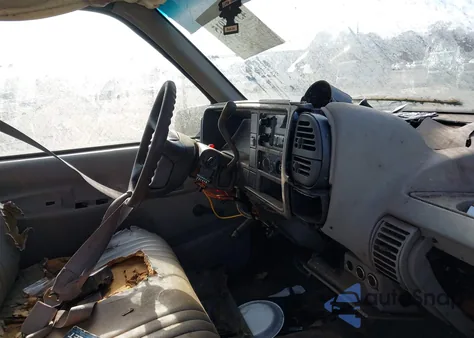 1995 Chevrolet Gmt-400 C1500 z USA, uszkodzony, nr VIN 1GCEC14Z9SZ100981